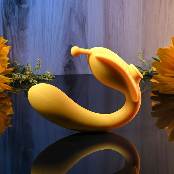 Evolved THE MONARCH - Yellow USB Rechargeable Multi Use Couples Vibrator | Evolved Vibrators Evolved THE MONARCH - Yellow USB Rechargeable Multi Use Couples Vibrator | Evolved Vibrators