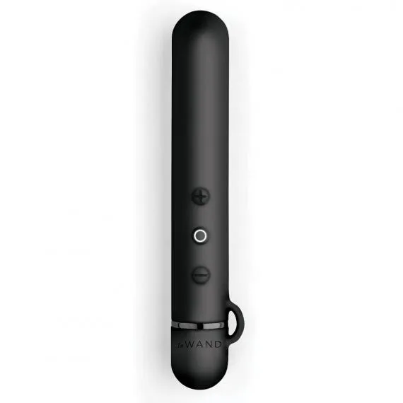 Le Wand Vibrators Le Wand Chrome Collection Baton Elegant Slimline Vibrator Le Wand Vibrators Le Wand Chrome Collection Baton Elegant Slimline Vibrator